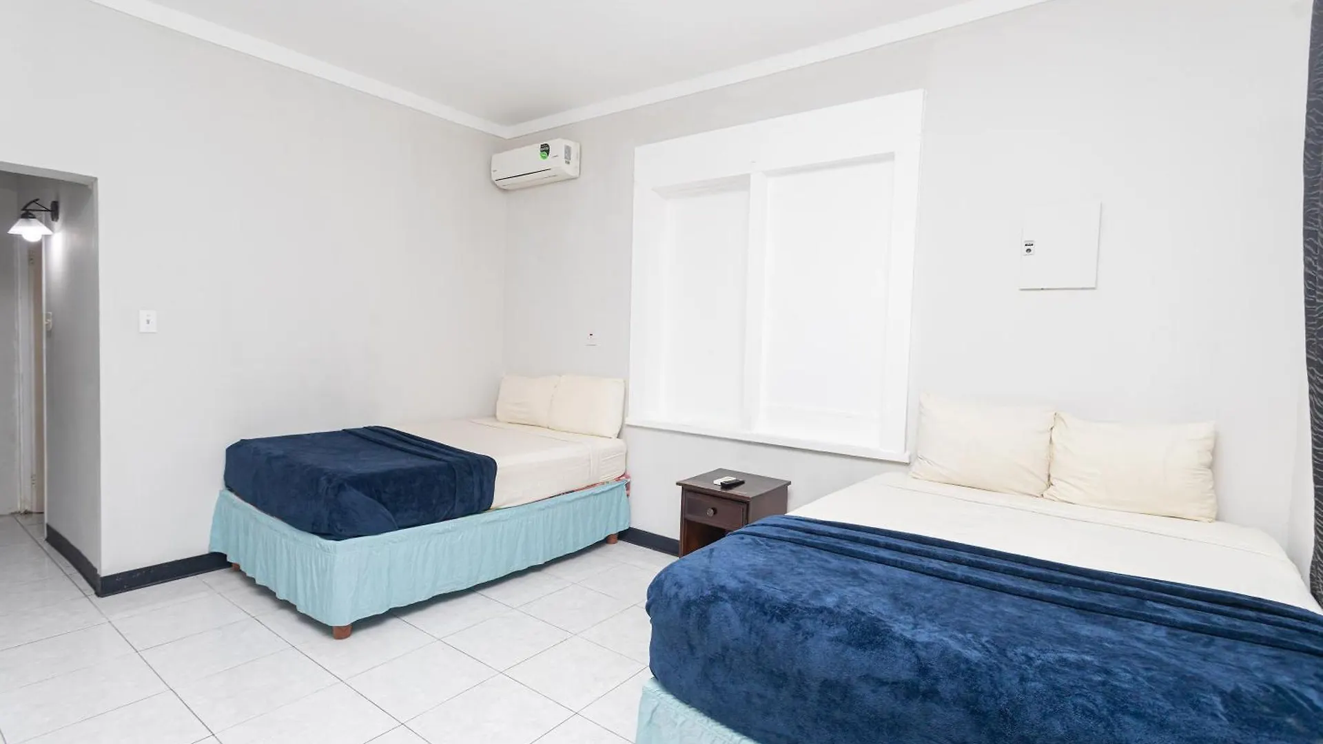 Отель Caribic House Бухта Монтего 2*,