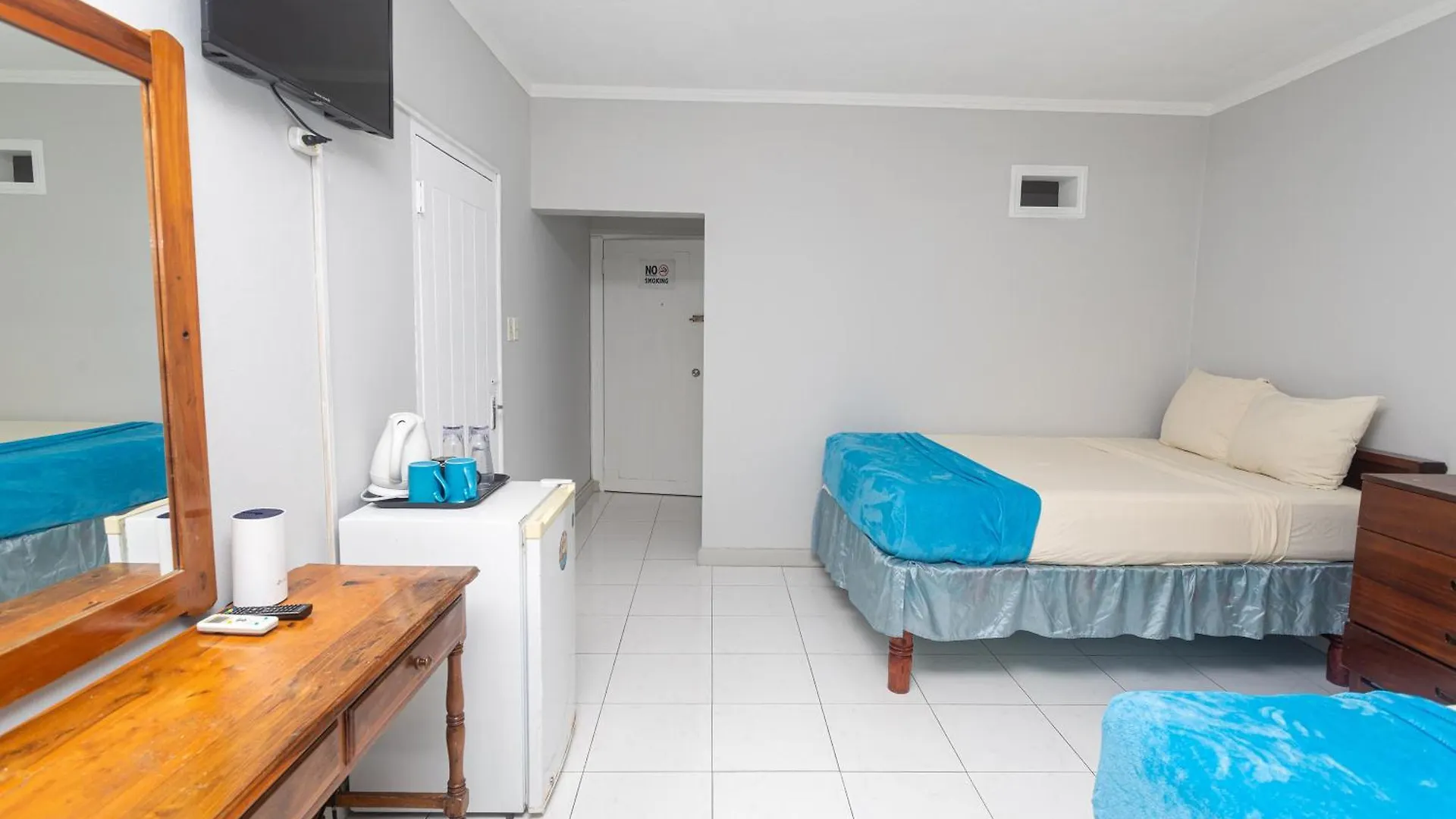 Отель Caribic House Бухта Монтего Ямайка
